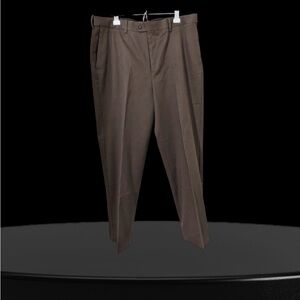 Croft and Barrow Men's pants.  Size 38/32.  NWT
